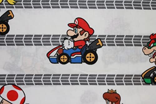 Плат на ивици Mario Kart от Springs Creative Luigi Супер Марио и Принцеса Праскова, добре продаваният The Fat Quarter (18 X 22),